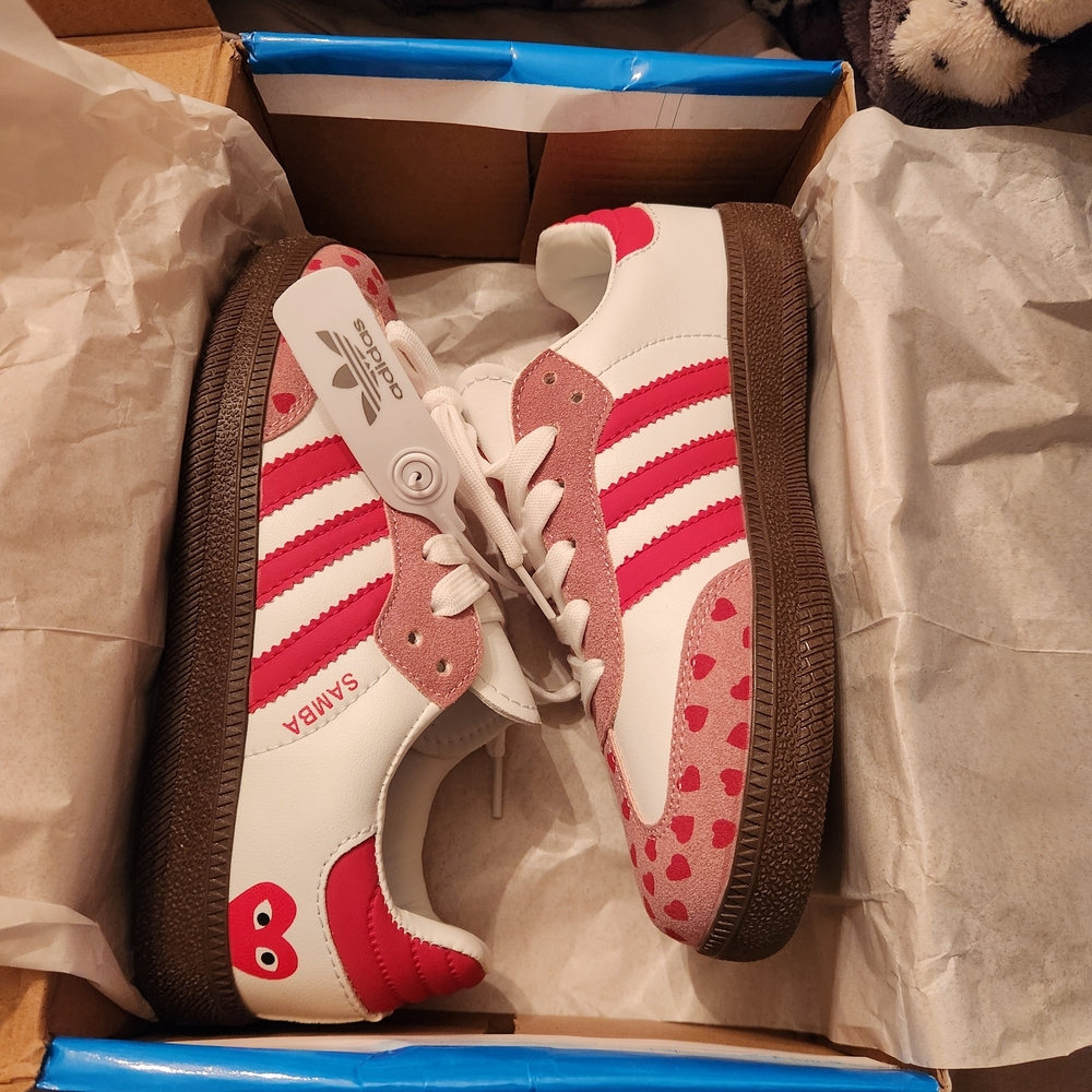 Adidas Womens Samba Sneakers - White and Red